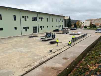 El Ayuntamiento sustituye pista de patinaje por aparcamientos en Los Pajaritos