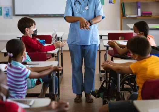 UGT Castilla y León lleva reivindicando la enfermería escolar desde 2018 