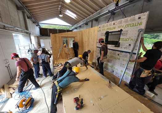 Jornada de emprendimiento sobre construcci6n con madera en Duruelo de la Sierra