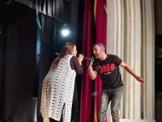 “No + flores cortadas” convierte el 25-N en grito contra la violencia de género en la provincia 