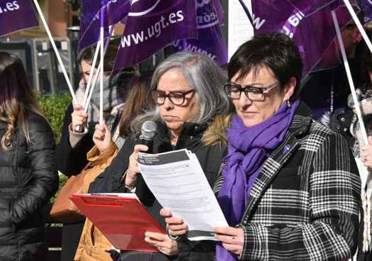 CC.OO. y UGT se concentran en Soria contra violencia machista