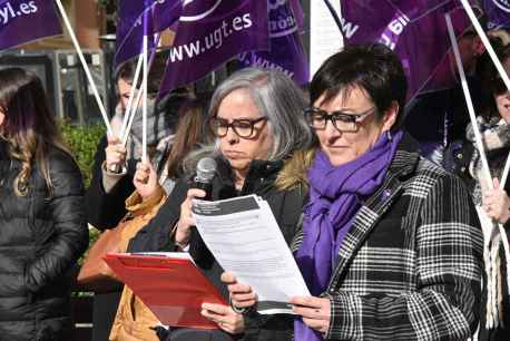 CC.OO. y UGT se concentran en Soria contra violencia machista