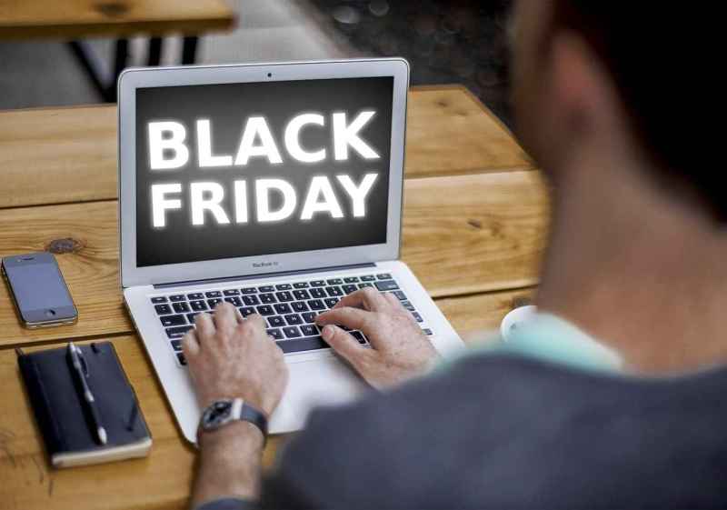 Diez consejos de Policía Nacional para que Black Friday no te salga caro