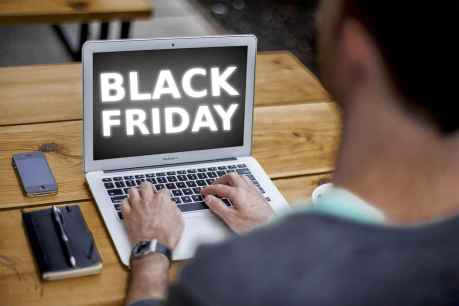 Diez consejos de Policía Nacional para que Black Friday no te salga caro