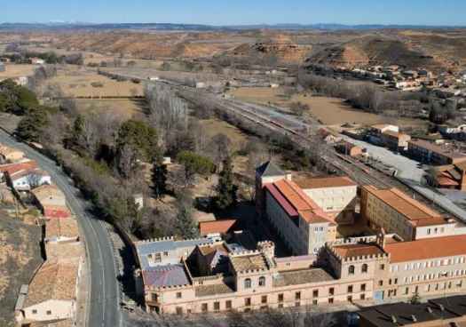 Fallecido en colisión de turismo con vivienda en Santa María de Huerta