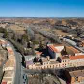 Fallecido en colisión de turismo con vivienda en Santa María de Huerta