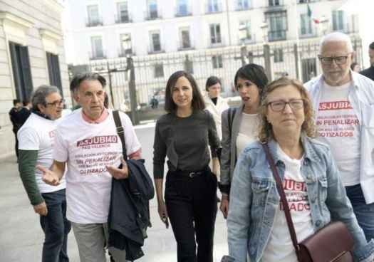 Podemos impulsa moción para facilitar jubilación, sin penalización, a trabajadores con más de 40 años cotizados