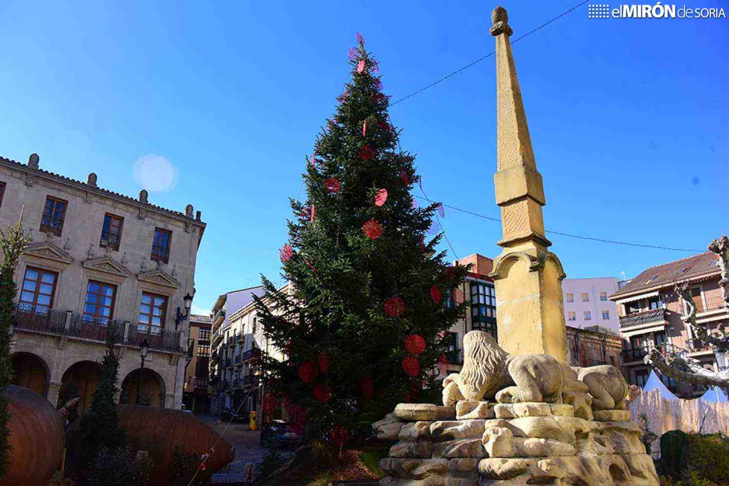 El PP acusa al Ayuntamiento de beneficiar a familiar del alcalde en decoración del Belén