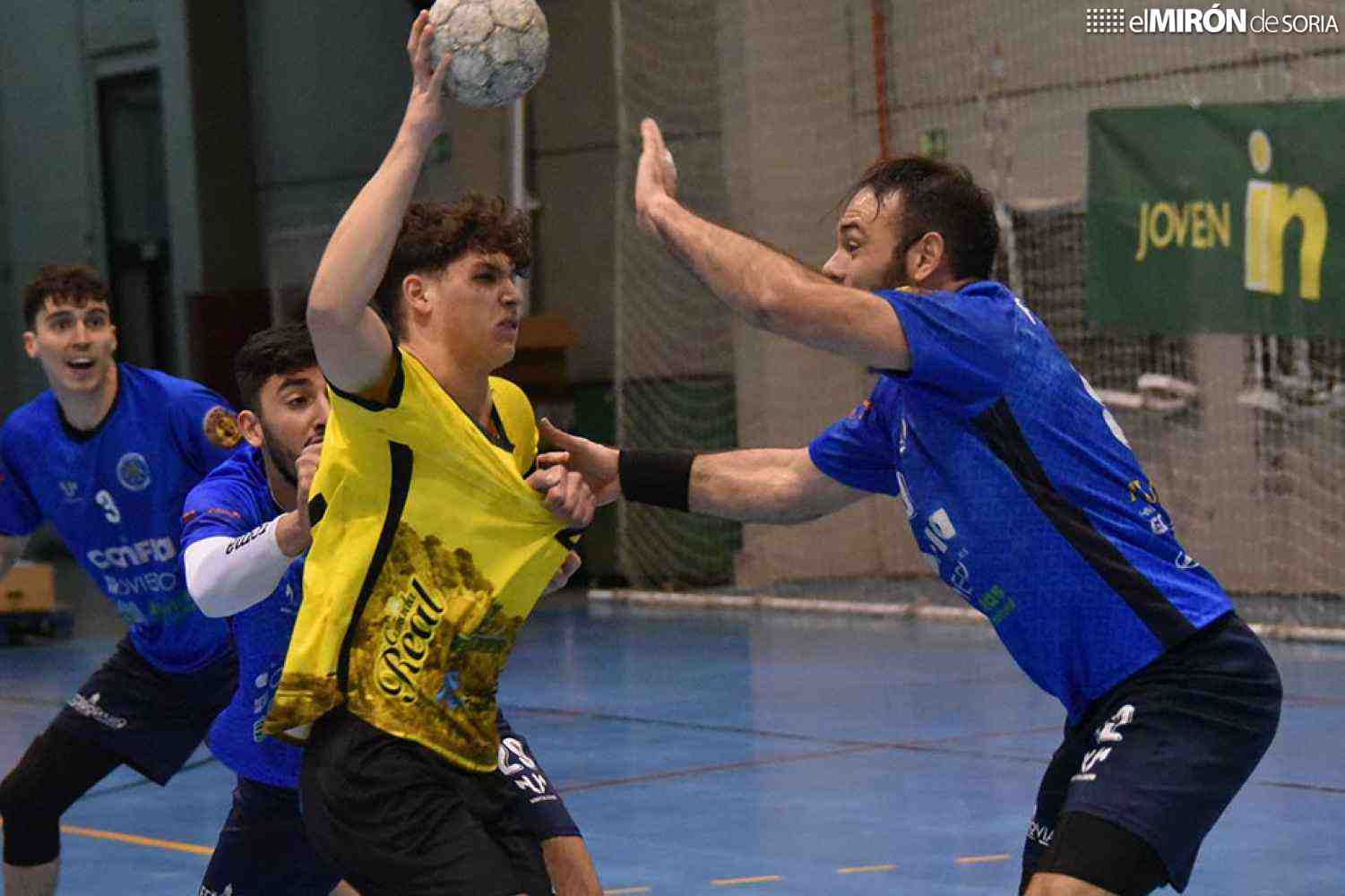 El Balonmano Soria retoma liga con derrota en su visita al Eivissa (33-26)