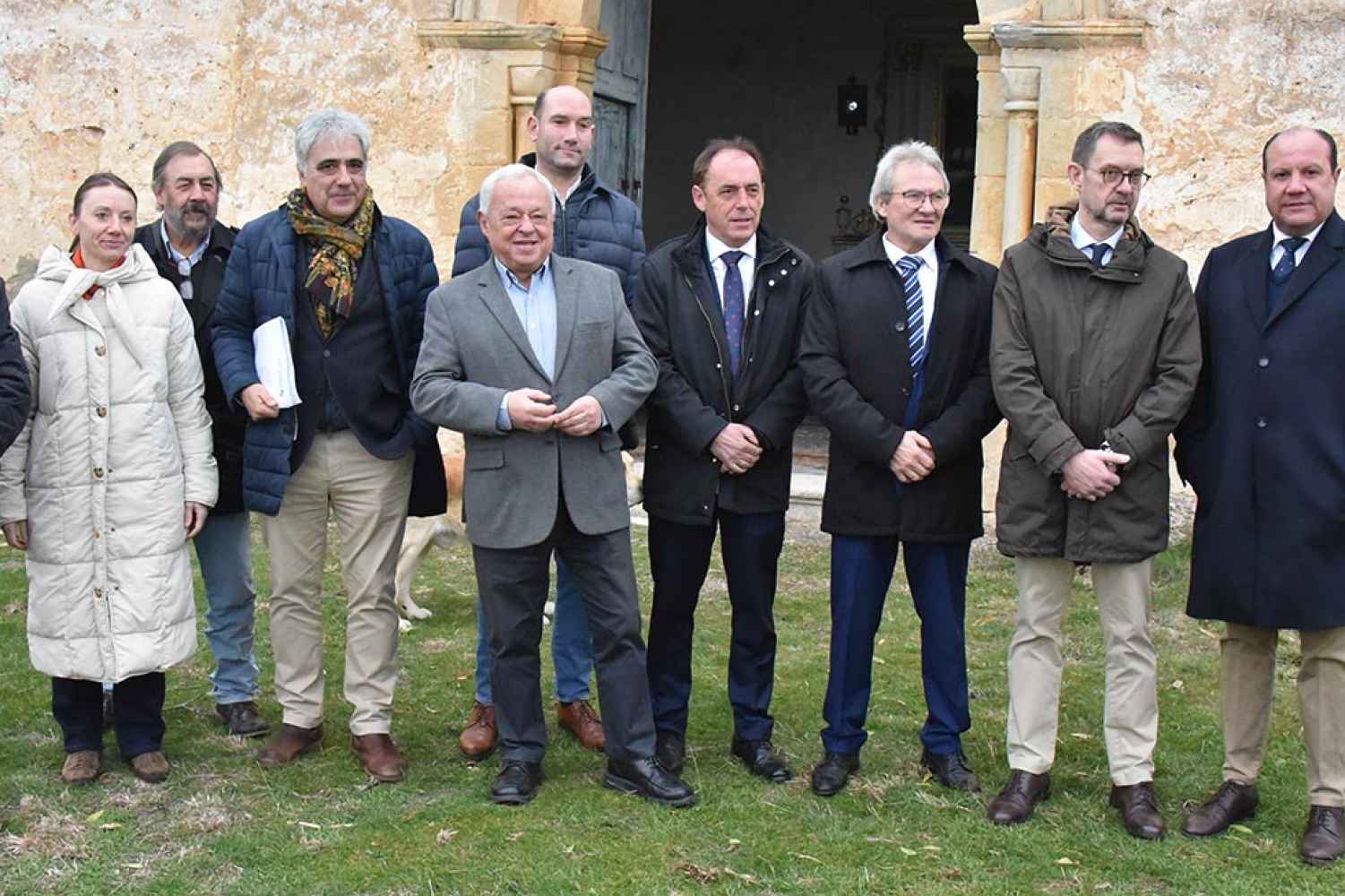Santonja avala recuperación de la ermita de la Monjía, en Fuentetoba