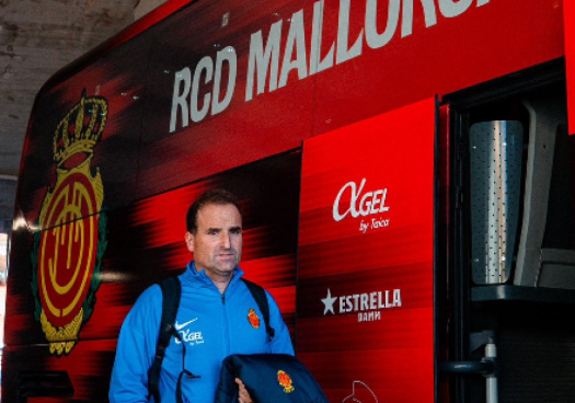 El Real Mallorca, un campeón de Copa, visita el estadio de Los Pajaritos