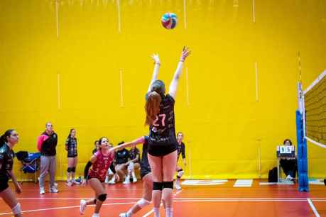 El Sporting femenino gana en Ávila antes de recibir al líder Maristas