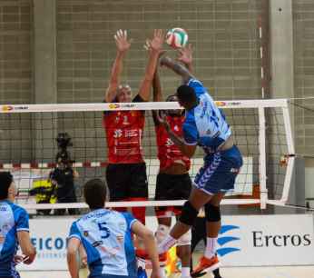 Los celestes suman y siguen: ocho de ocho en Melilla