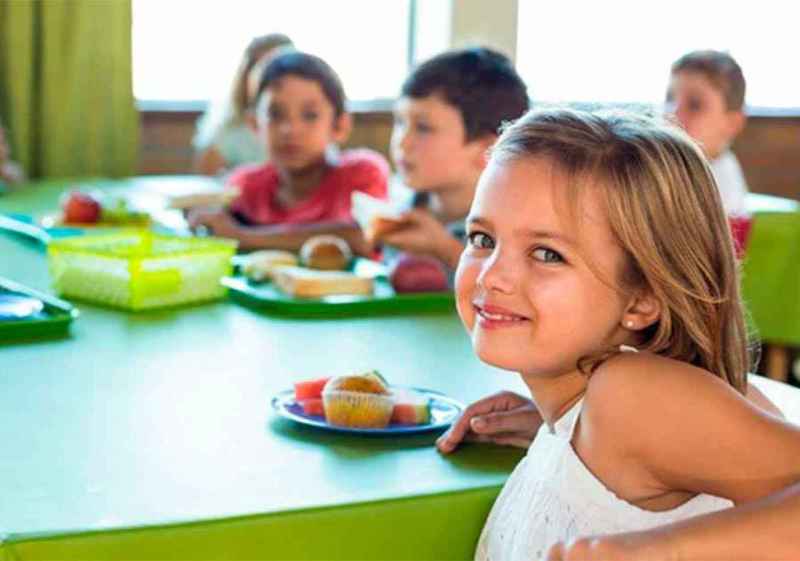La Junta completa ayudas de comedor para 28 escolares de Infantil en centros conveniados 