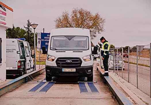 Casi uno de cada 3 conductores de furgonetas, denunciados por superar límites de velocidad