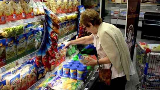 Podemos plantea crear red pública de supermercados para reducir precios de alimentos