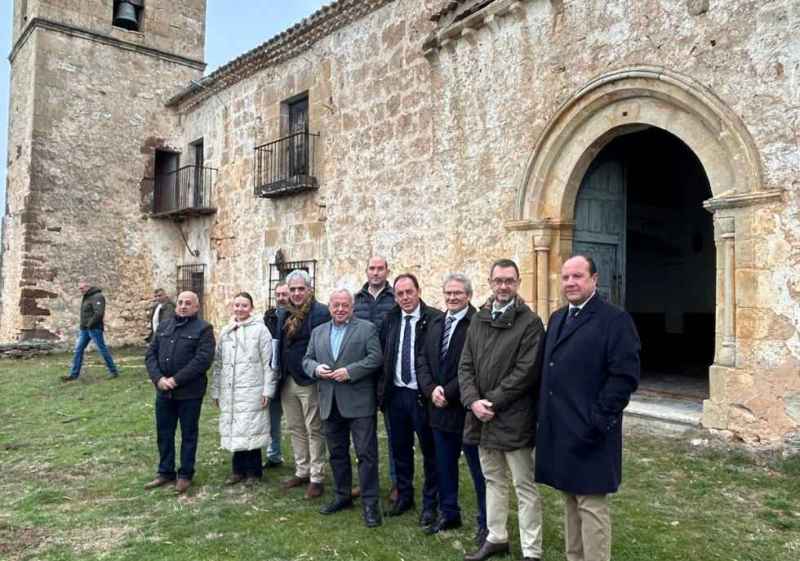 La Junta presenta proyecto para consolidar ermita de la Monjía, con un millón de euros