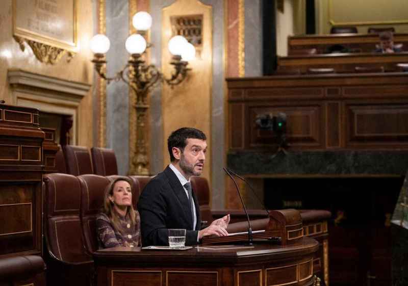 Aprobada primera ley que blinda derechos de los consumidores frente a las grandes empresas