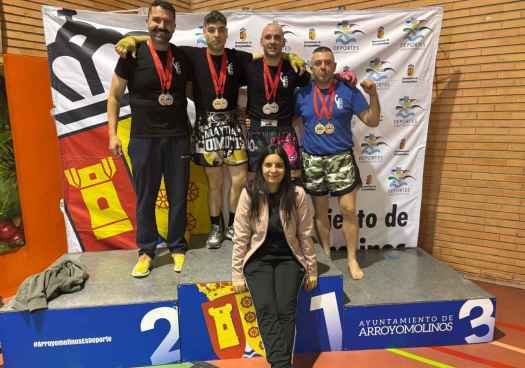 Éxito soriano en Campeonato Oficial de Navidad de Kickboxing