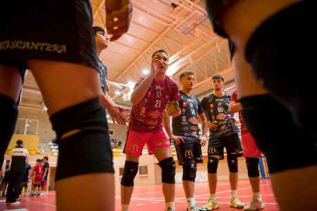 El Sporting sufre segunda derrota pero sigue líder en Primera Nacional