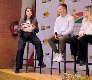 El Campus de Fútbol y Multideporte San Esteban de Gormaz, volcado con la comarca