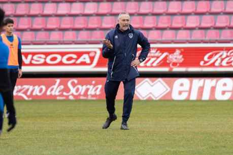 Al Numancia, para despedir el año, solo le sirve la victoria en Astorga 