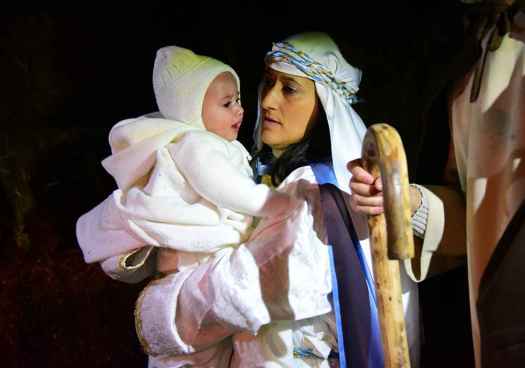 Ciento veinte voluntarios dan vida al Belén en Ólvega