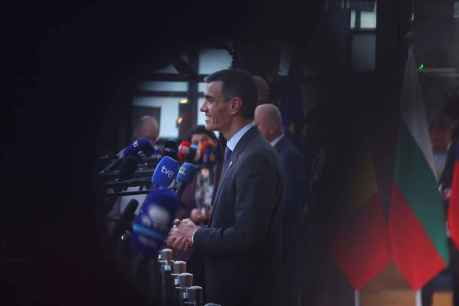 Un teatro obsceno de evasión y adoctrinamiento