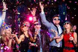 Consejos de OCU para evitar contratiempos en las macrofiestas navideñas