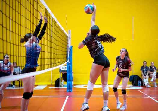 El Sporting femenino lidera clasificación de Segunda División de voleibol