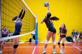El Sporting femenino lidera clasificación de Segunda División de voleibol