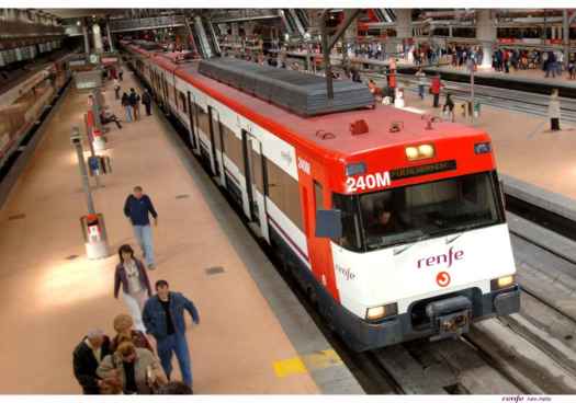 El Gobierno prorroga ayudas al transporte para todo 2026 y da luz verde al Abono Único