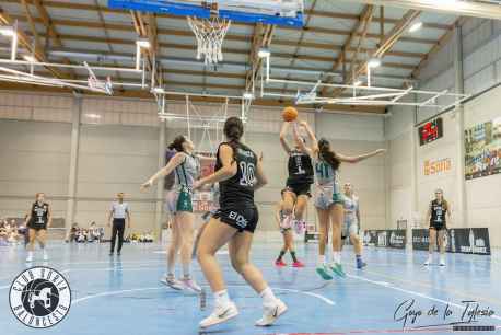 Las bajas y el cansancio lastran al CSB de Primera femenina frente al Villamuriel