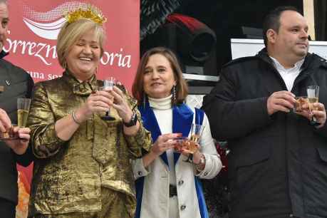 Ólvega da las campanadas con torrezno de Soria para recibir el 2026