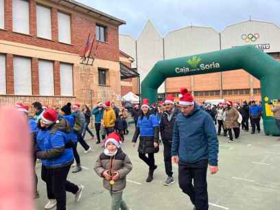 Trescientas personas participan en tercera edición de carrera solidaria de San Leonardo