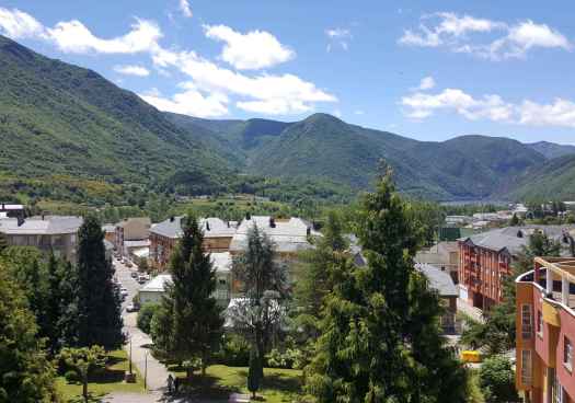 Top 20 de los municipios más baratos en España para comprar una vivienda usada