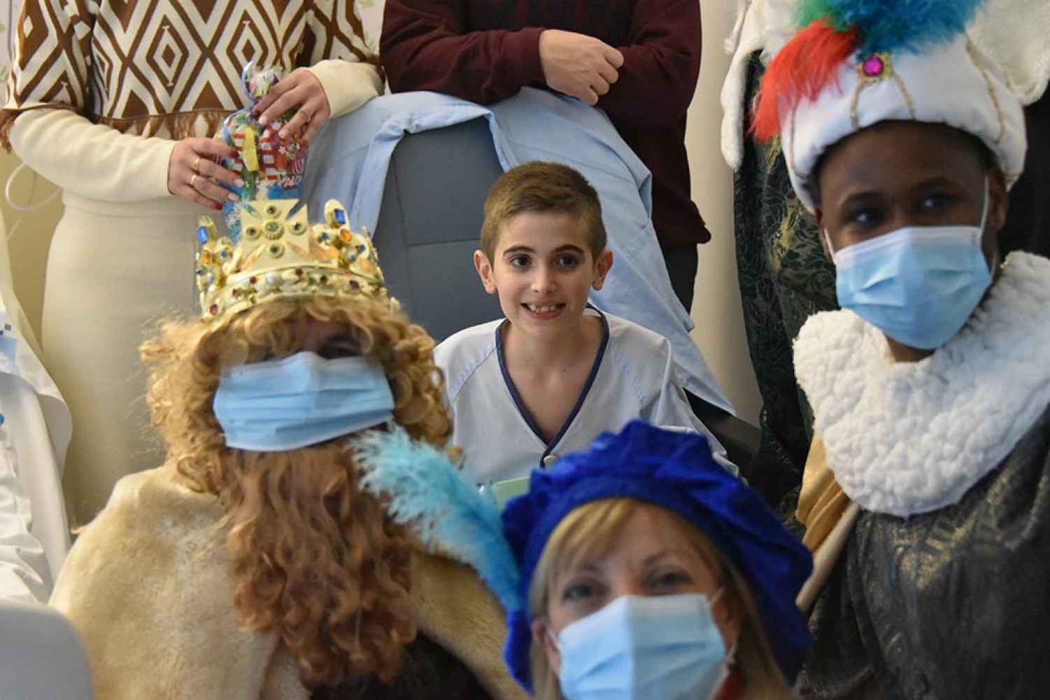Los Reyes Magos llevan la ilusión al hospital Santa Bárbara de Soria