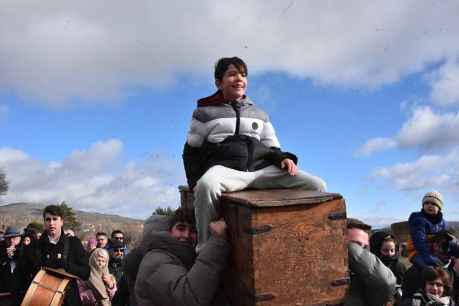 Almarza y San Andrés de Soria trasladan el arca que les une y les impulsa