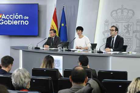 El Gobierno impulsa mayor protección financiera de clientes en créditos al consumo