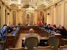 La Diputación saca a subasta vehículos y maquinaria de Vías provinciales