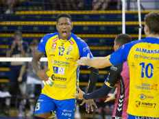 La derrota de los celestes en Manacor hace más líder al C.V. Guaguas