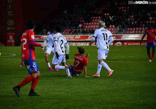 El Numancia sólo empata ante el Rayo Cantabría y continúa cuesta abajo