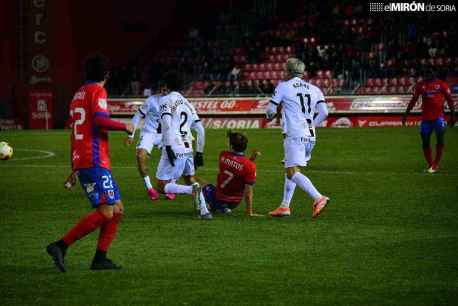 El Numancia sólo empata ante el Rayo Cantabría y continúa cuesta abajo