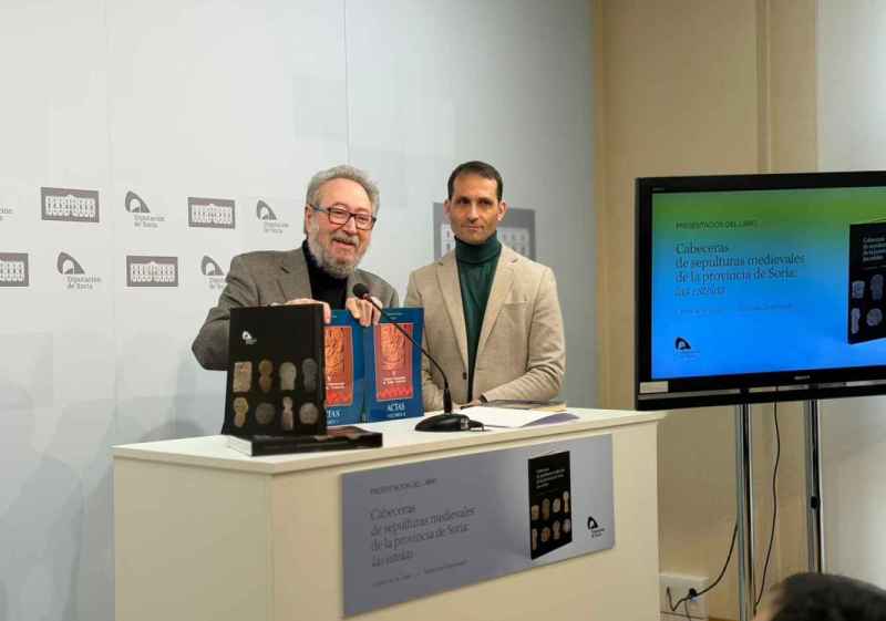 La Diputación presenta el mayor inventario de cabeceras de sepultura medievales de Soria