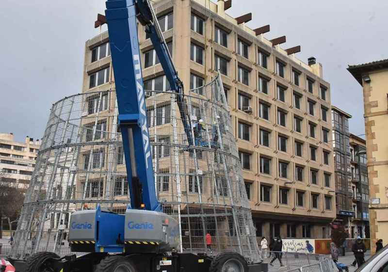 Soria se despide de su árbol de Navidad