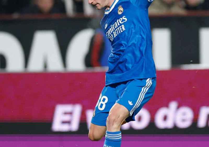 Palacios debuta en la primera plantilla del Real Madrid en Albacete