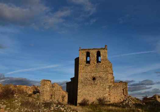 Peñalcazar, el pueblo-fortaleza despoblado que fue villa frontera con Aragón