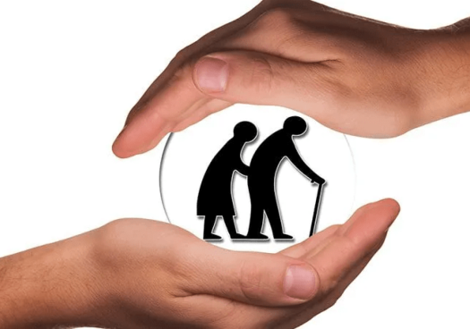 Plataforma Social denuncia falta de cumplimiento de Ley de residencias de personas mayores