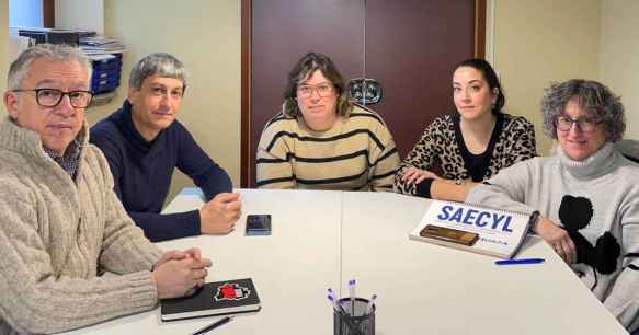 Soria ¡YA! aborda con SAECYL la situación laboral de técnicos de enfermería en Soria