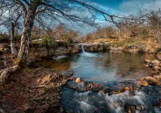 Salvaguardando identidades y entornos naturales